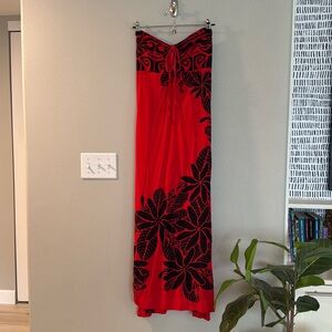 Wahine Toa dress, Size M, full-length, Made exclusively in Kailua-Kona, Hawaii